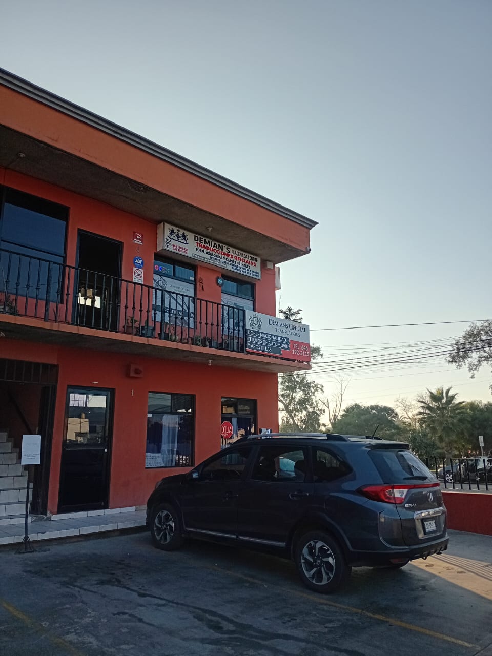 Fachada del local de Demian’s Traducciones Oficiales